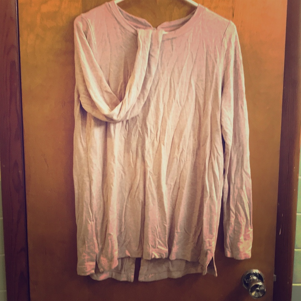 Size L Signature Soft blush pink Long sleeve top